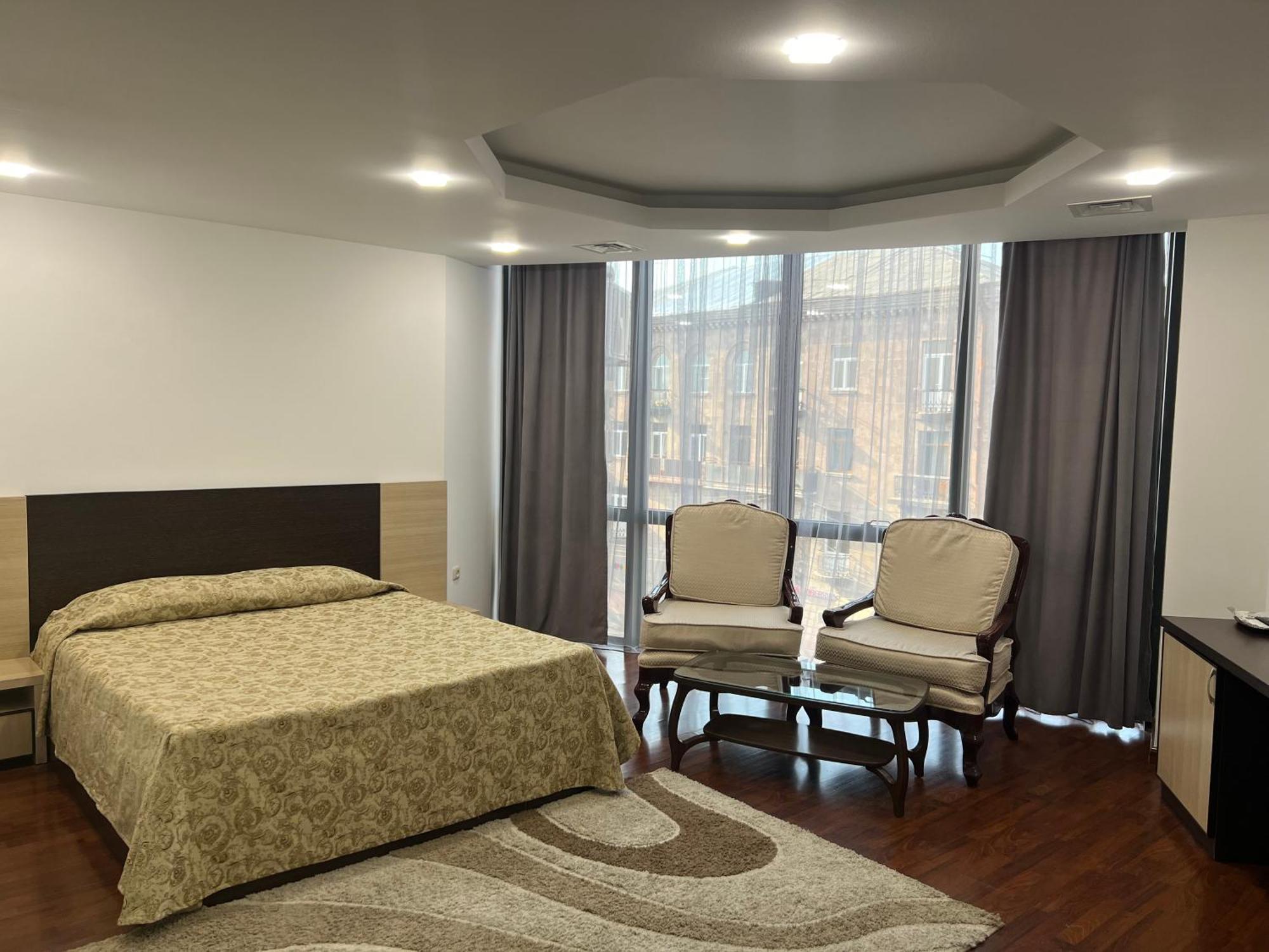 Vanatur Hotel Gyumri Exterior photo